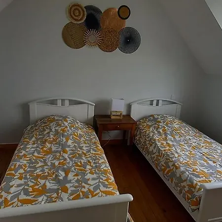 Holiday home Maison Vue Sur Le Mont Saint Michel Et Sa Baie