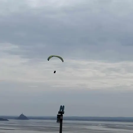 Casa vacanze L'oeil Du Mont Maison Vue Sur Le Mont Saint Michel Et Sa Baie Champeaux