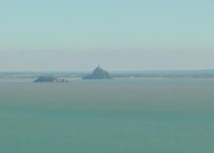 L'oeil Du Mont Maison Vue Sur Le Mont Saint Michel Et Sa Baie Feriehus Champeaux