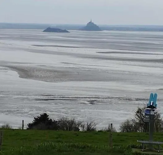 L'oeil Du Mont Maison Vue Sur Le Mont Saint Michel Et Sa Baie Feriehus