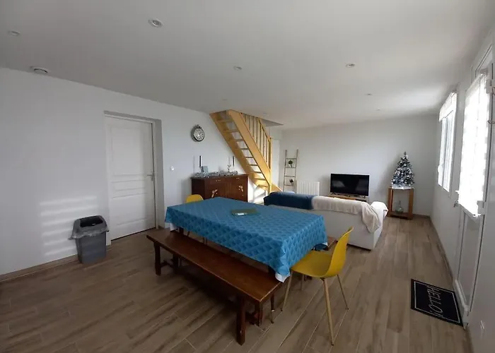 L'oeil Du Mont Maison Vue Sur Le Mont Saint Michel Et Sa Baie